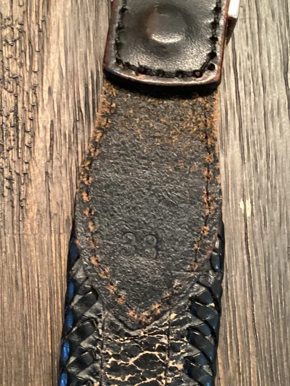 Vintage 1990s Southwestern-style beaded leather belt